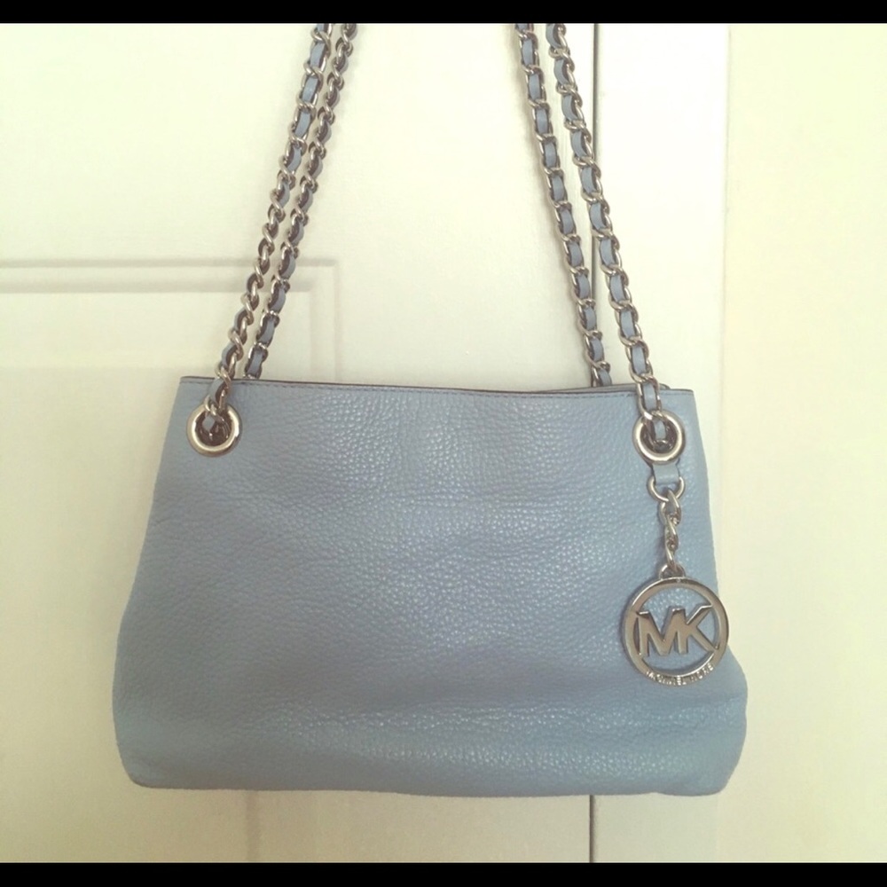 Beautiful Light Blue, Medium Sized Leather bag